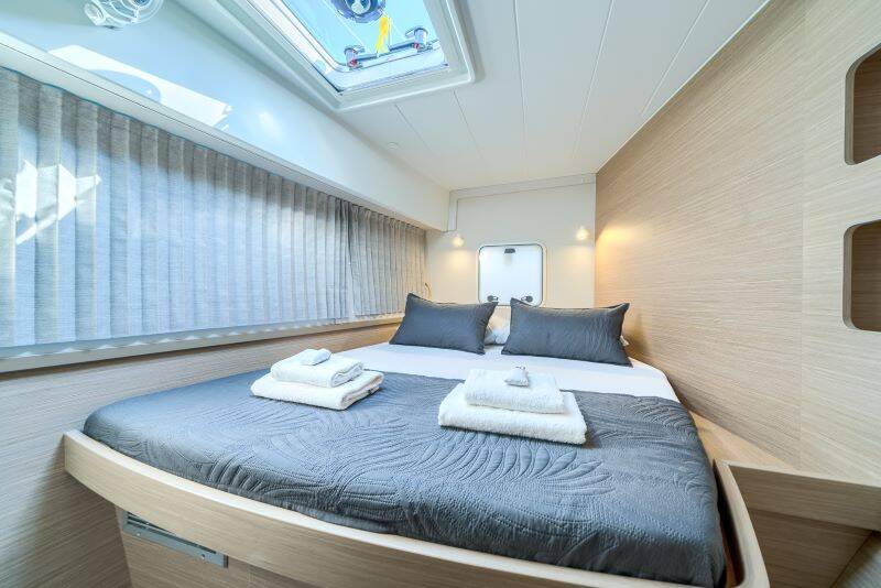 Catamaran Lagoon 42 Brattia