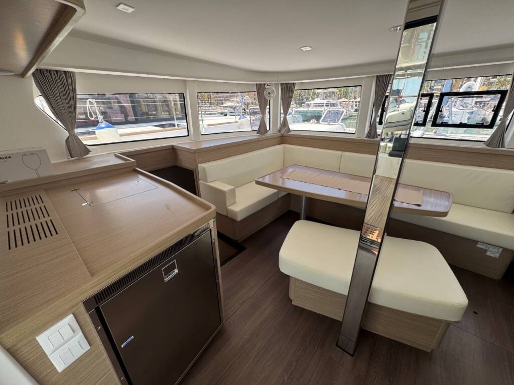 Catamaran Lagoon 42 Valmy - 1625/2025