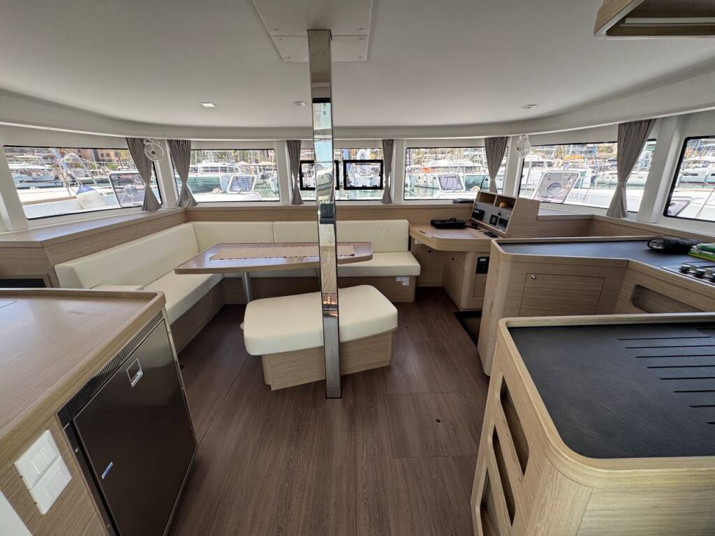 Catamaran Lagoon 42 Valmy - 1625/2025