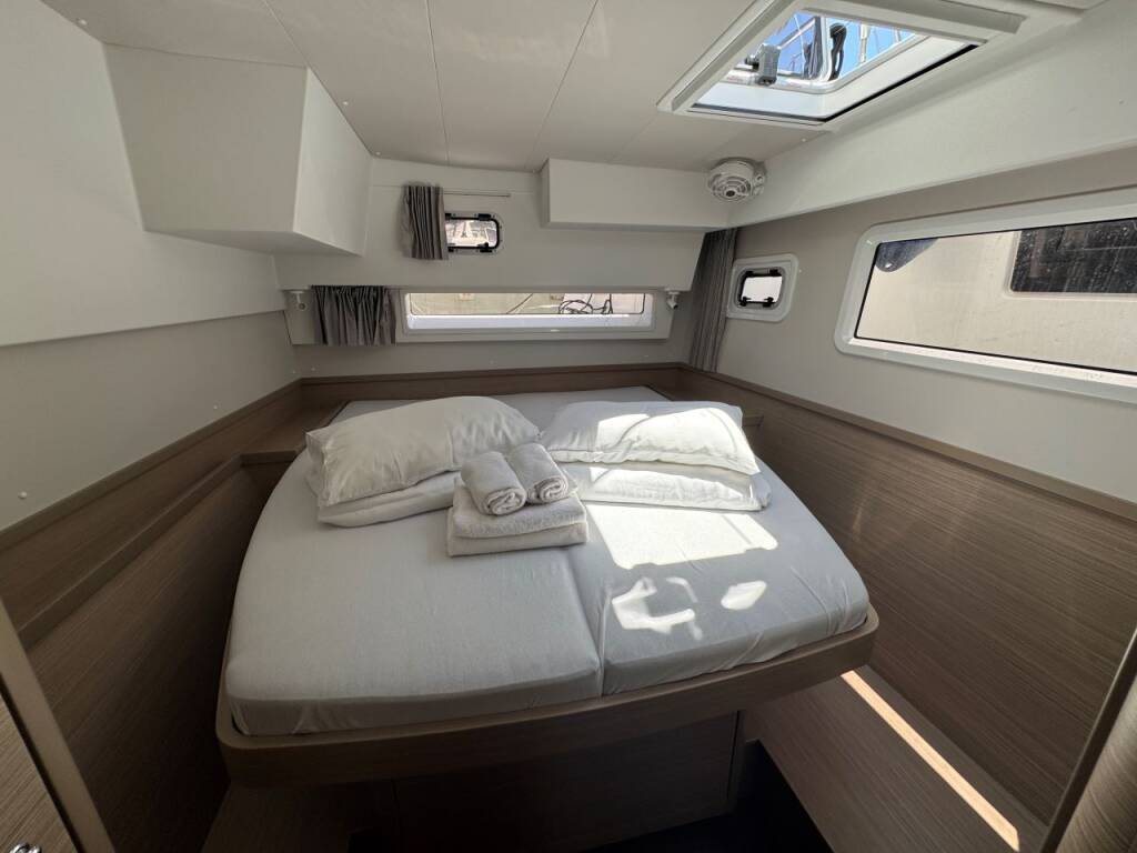 Catamaran Lagoon 42 Valmy - 1625/2025