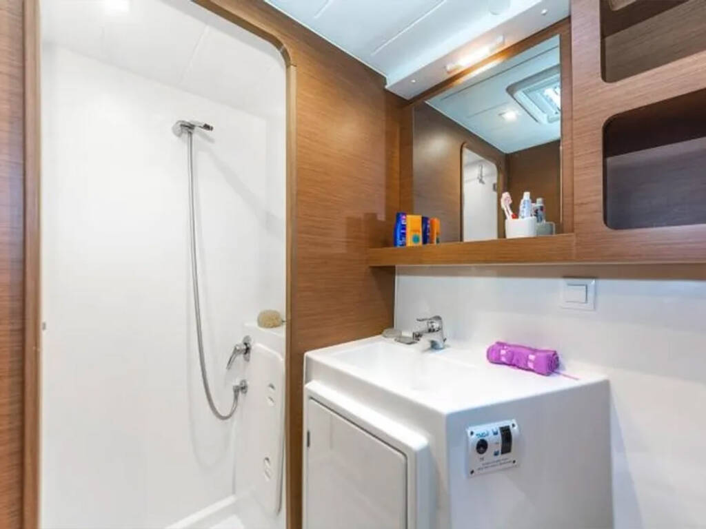 Catamaran Lagoon 42 Fantasea