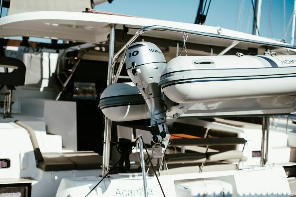 Catamaran Lagoon 42 Acantha