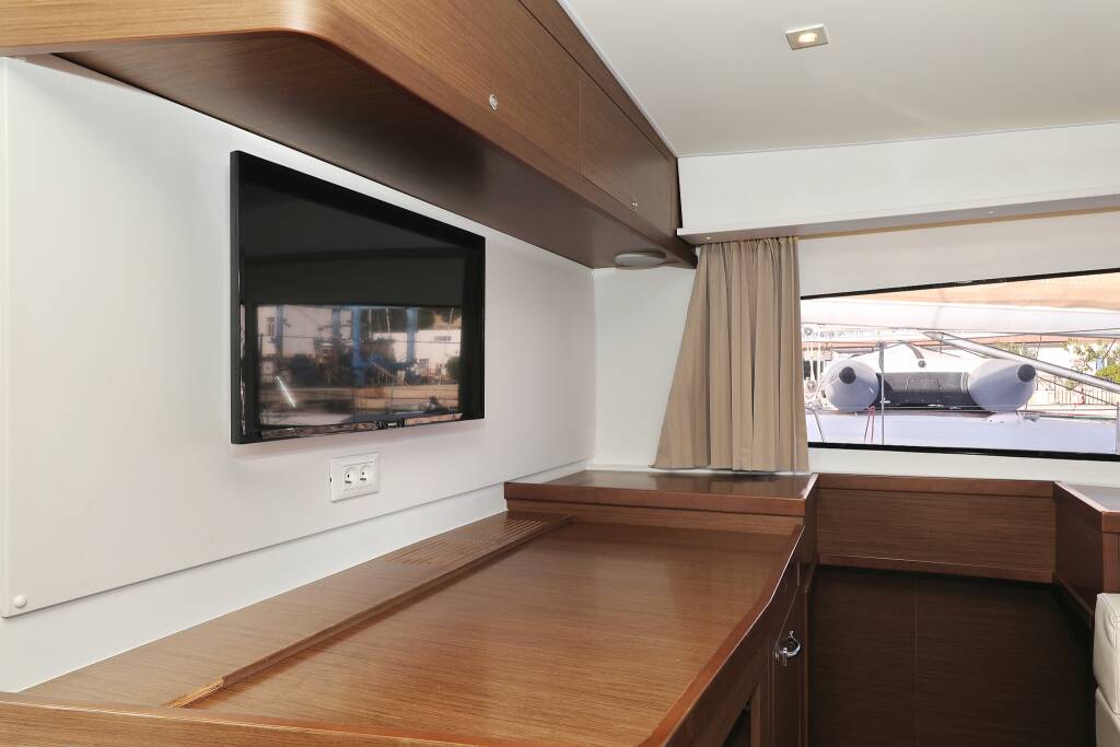 Catamaran Lagoon 42 Sapphire