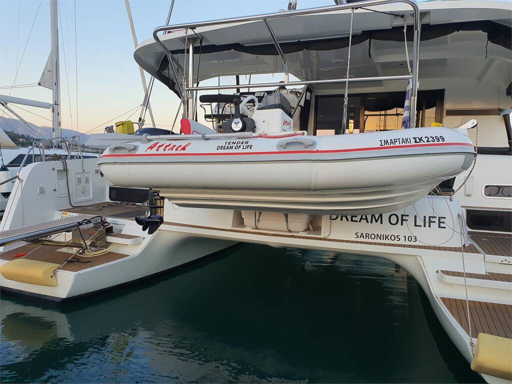Catamaran Lagoon 42 Dream of Life