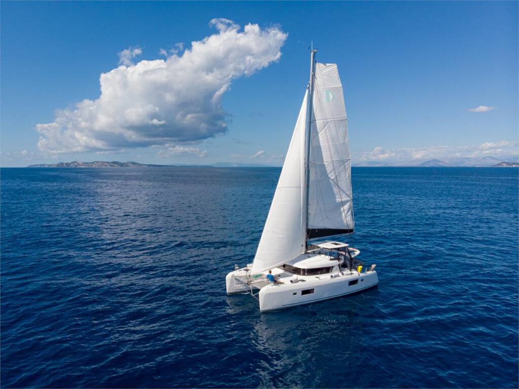 Catamaran Lagoon 42 Dream of Life