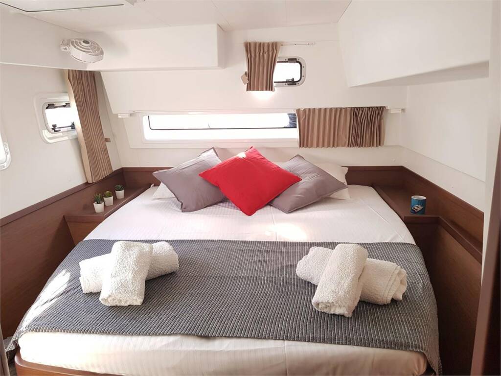 Catamaran Lagoon 42 Dream of Life