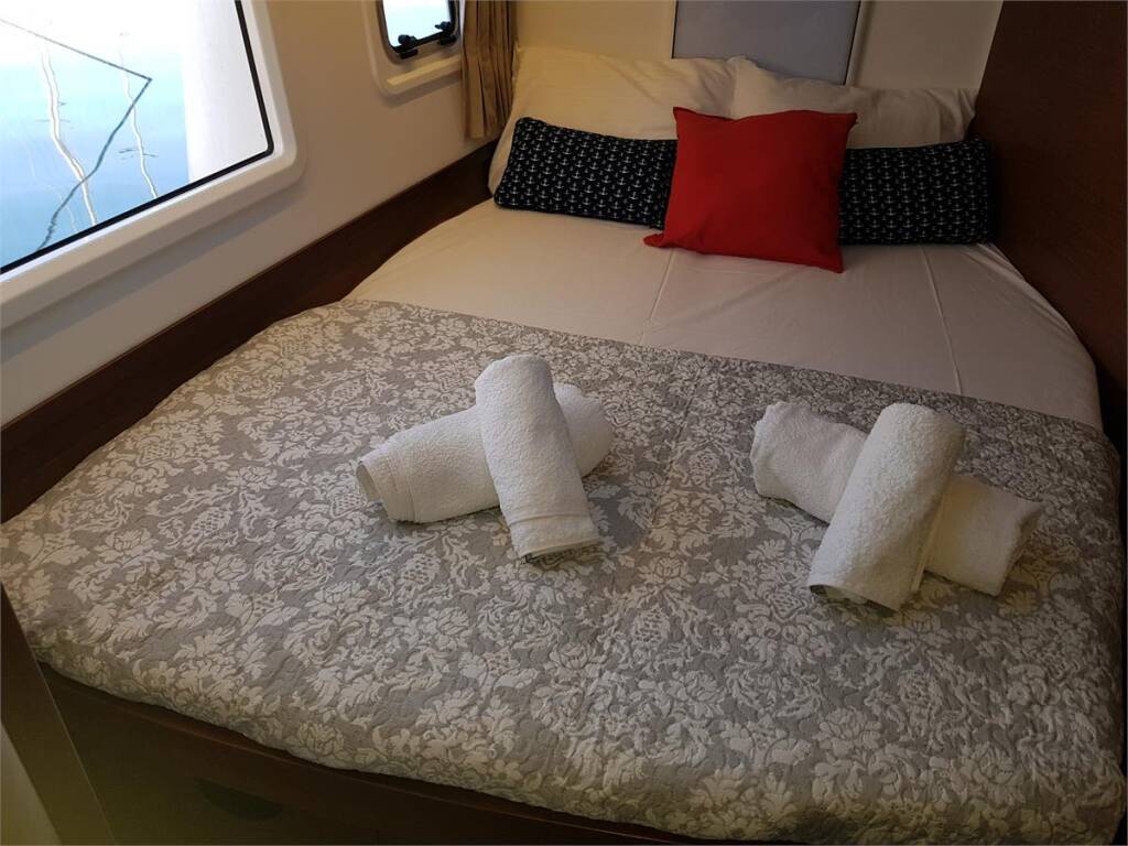 Catamaran Lagoon 42 Dream of Life