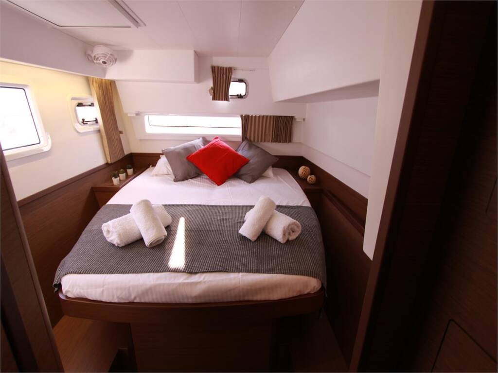 Catamaran Lagoon 42 Dream of Life