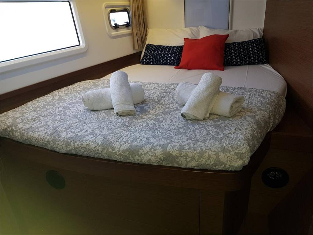 Catamaran Lagoon 42 Dream of Life