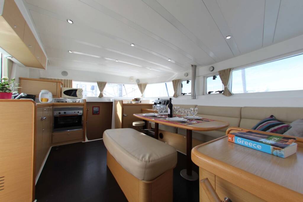 Catamaran Lagoon 420 Fantasy