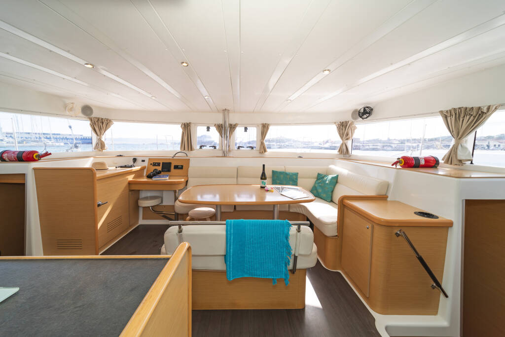 Katamaran Lagoon 421 Silverstar II
