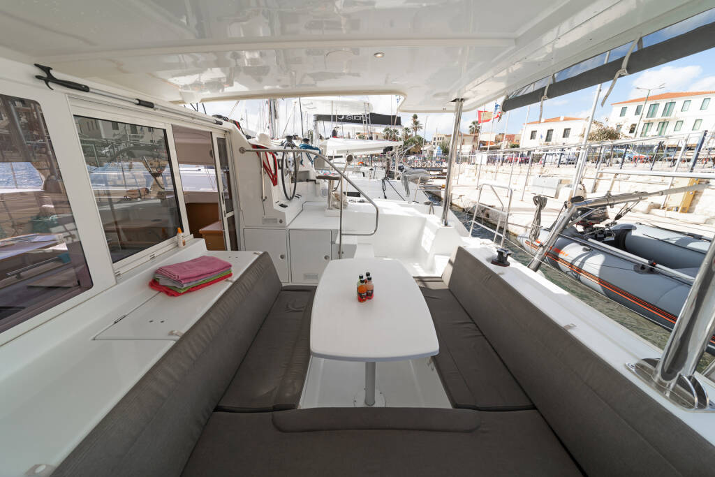 Katamaran Lagoon 421 Silverstar II