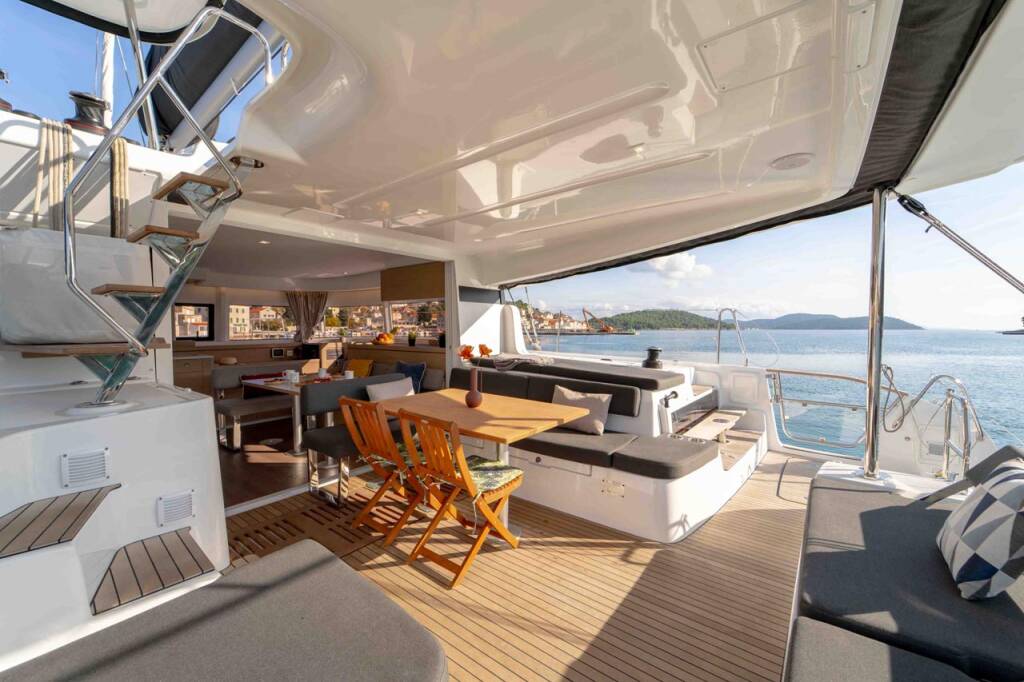 Catamaran Lagoon 43 Lotti