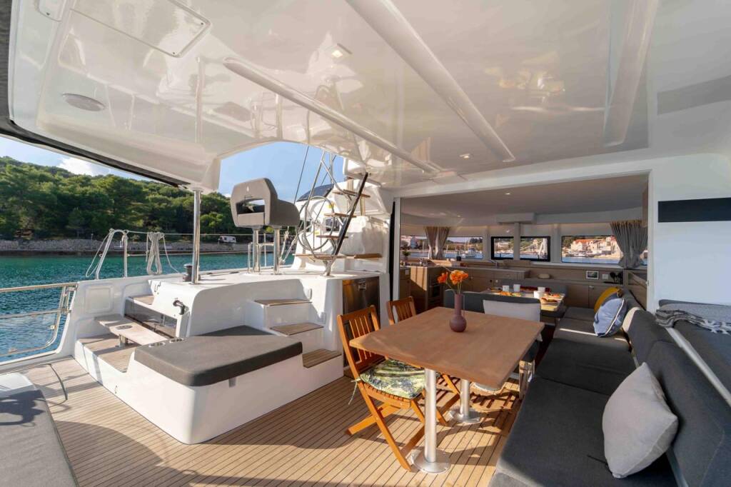 Catamaran Lagoon 43 Lotti