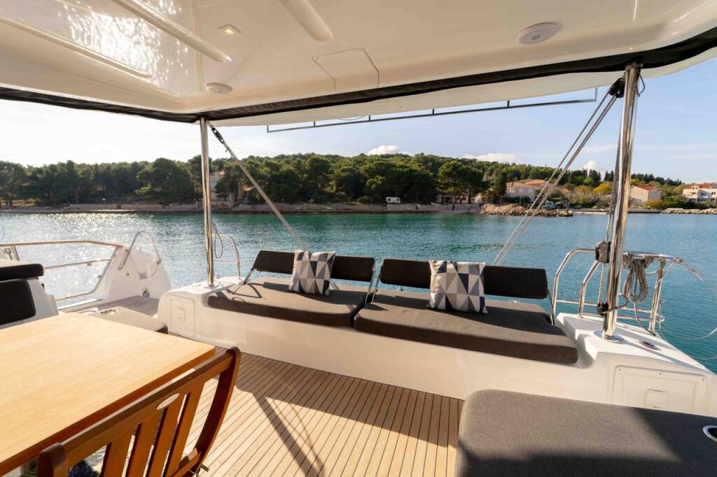 Catamaran Lagoon 43 Lotti