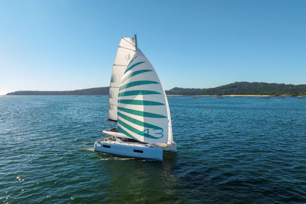 Katamaran Lagoon 43 Hashtag