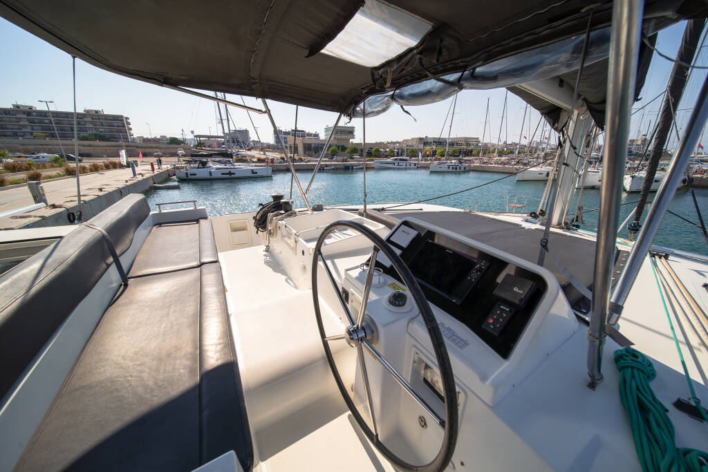 Catamaran Lagoon 450 F Thetis