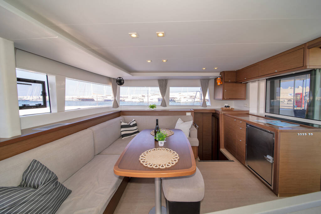 Catamaran Lagoon 450 F Thetis