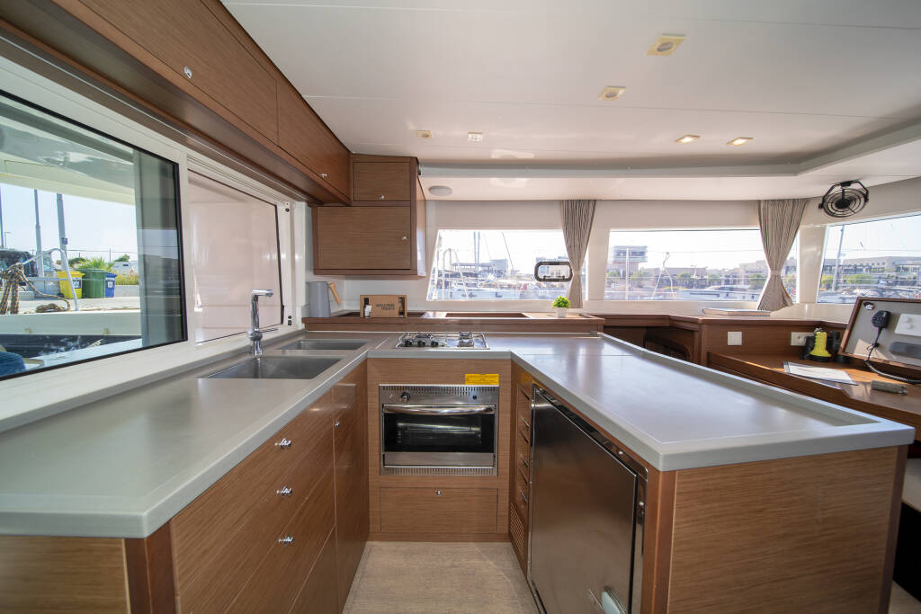 Catamaran Lagoon 450 F Thetis