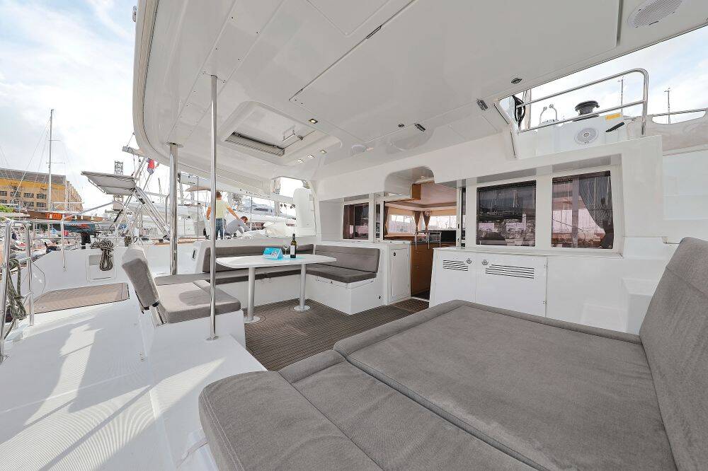 Catamaran Lagoon 450 F Lydia