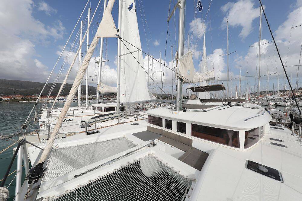 Catamaran Lagoon 450 F Stella