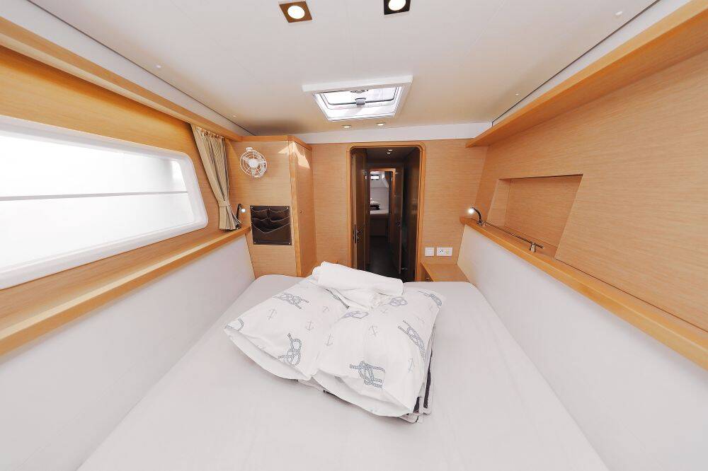 Catamaran Lagoon 450 F Stella