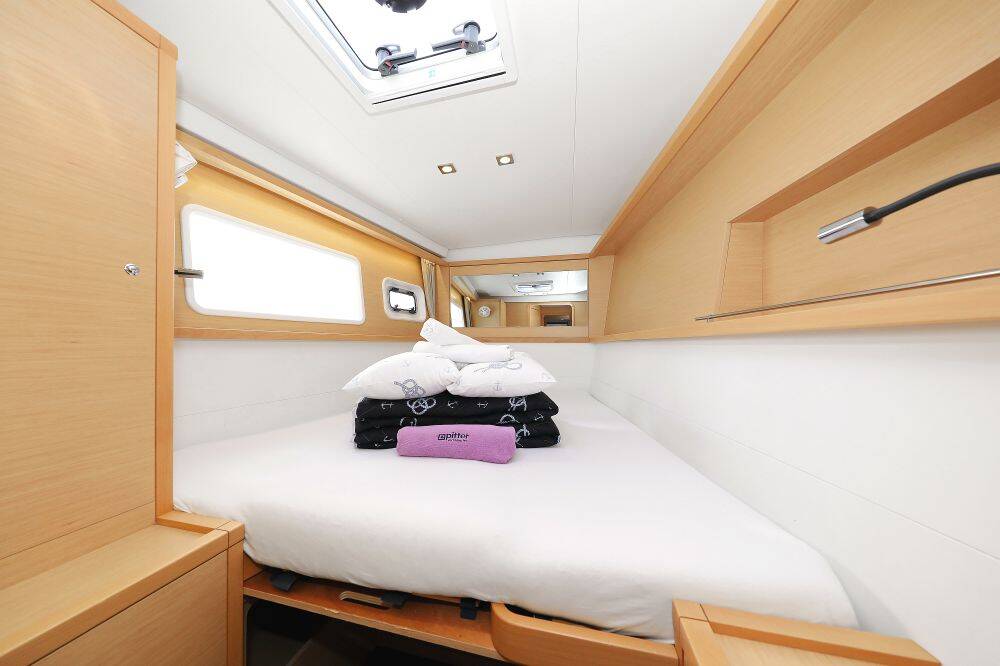Catamaran Lagoon 450 F Stella