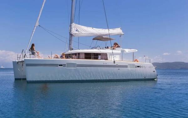 Lagoon 450 F Gin Tonic