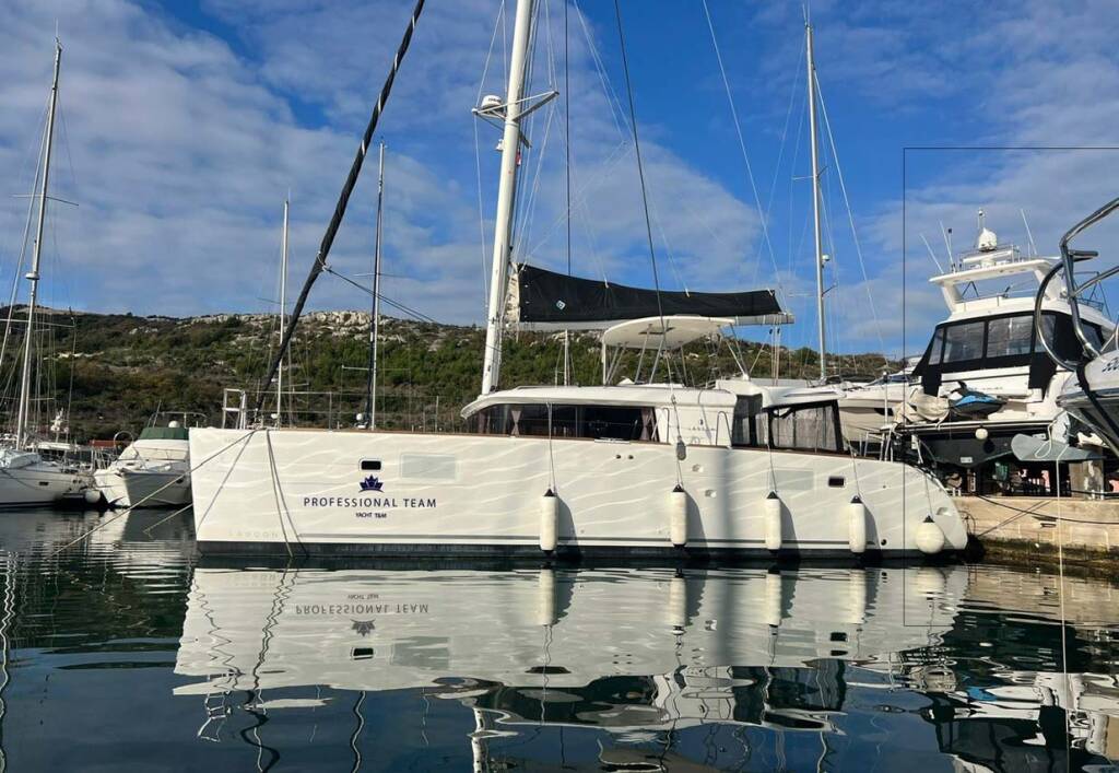Katamaran Lagoon 450 F ZEN
