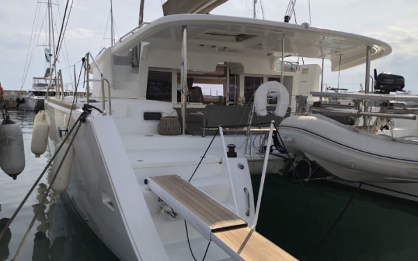 Lagoon 450 F Azraq Athens, Alimos marina