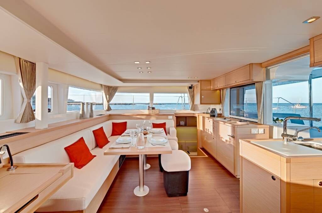 Catamaran Lagoon 450 F Celena B