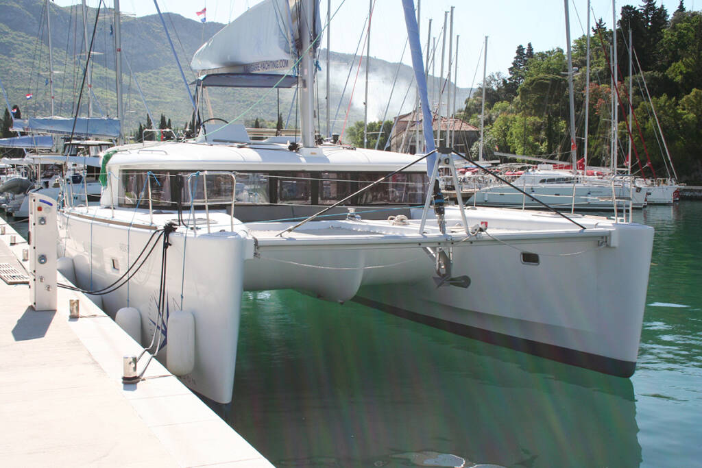Katamaran Lagoon 450 F Claudia III 