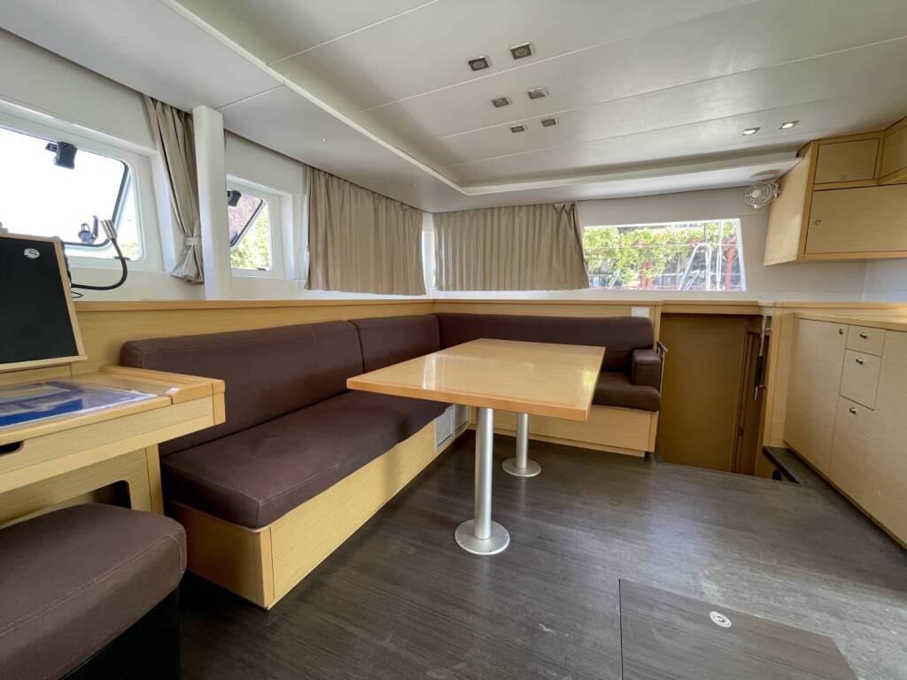 Catamaran Lagoon 450 F Altair