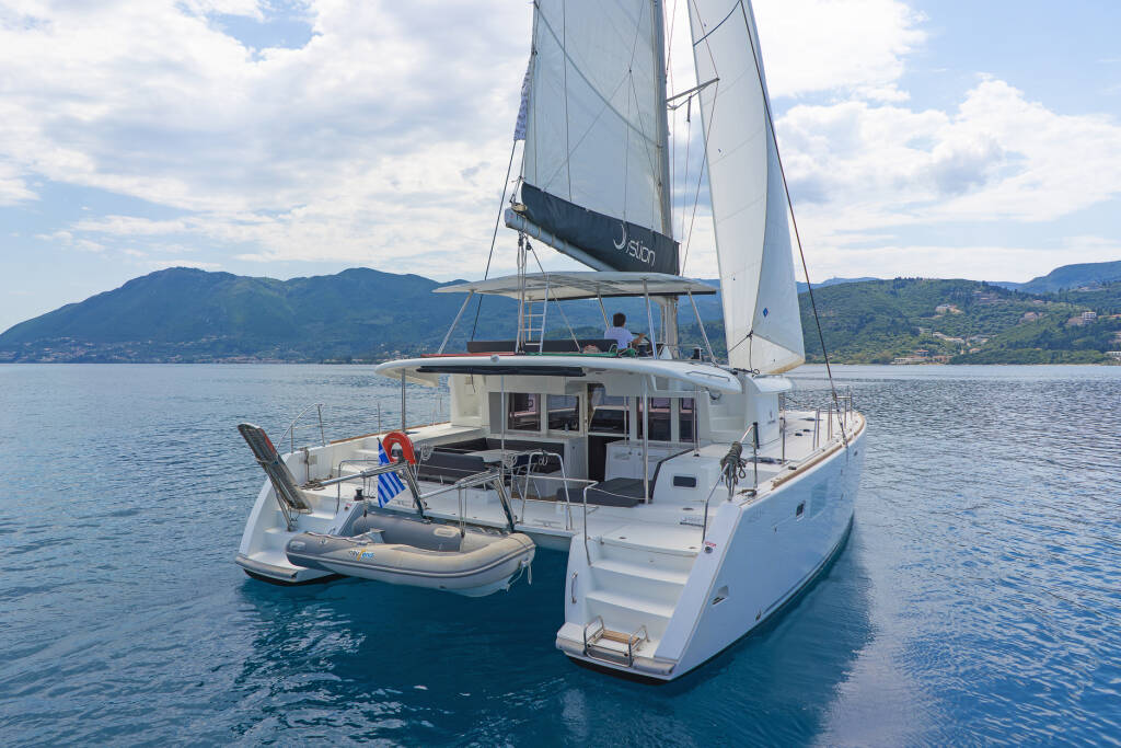 Catamaran Lagoon 450 F Cassiopeia II