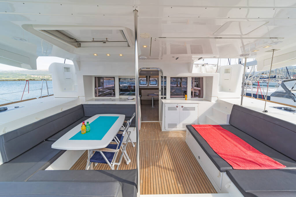 Catamaran Lagoon 450 F Cassiopeia II