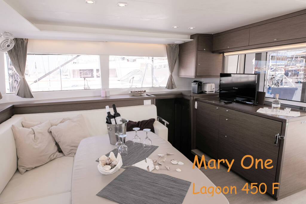 Katamaran Lagoon 450 F Mary One