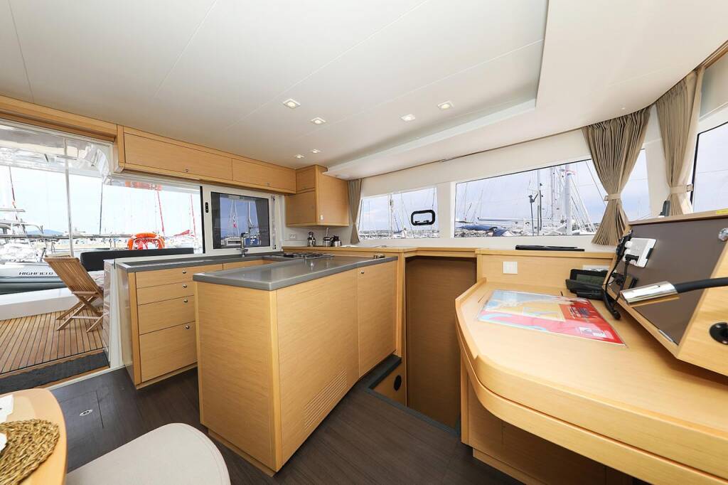 Catamaran Lagoon 450 F Sunce