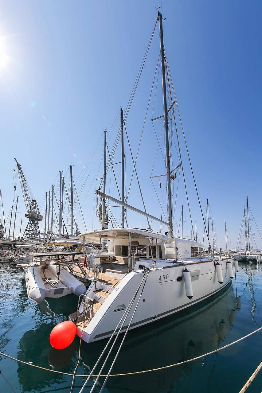 Katamaran Lagoon 450 F Yara