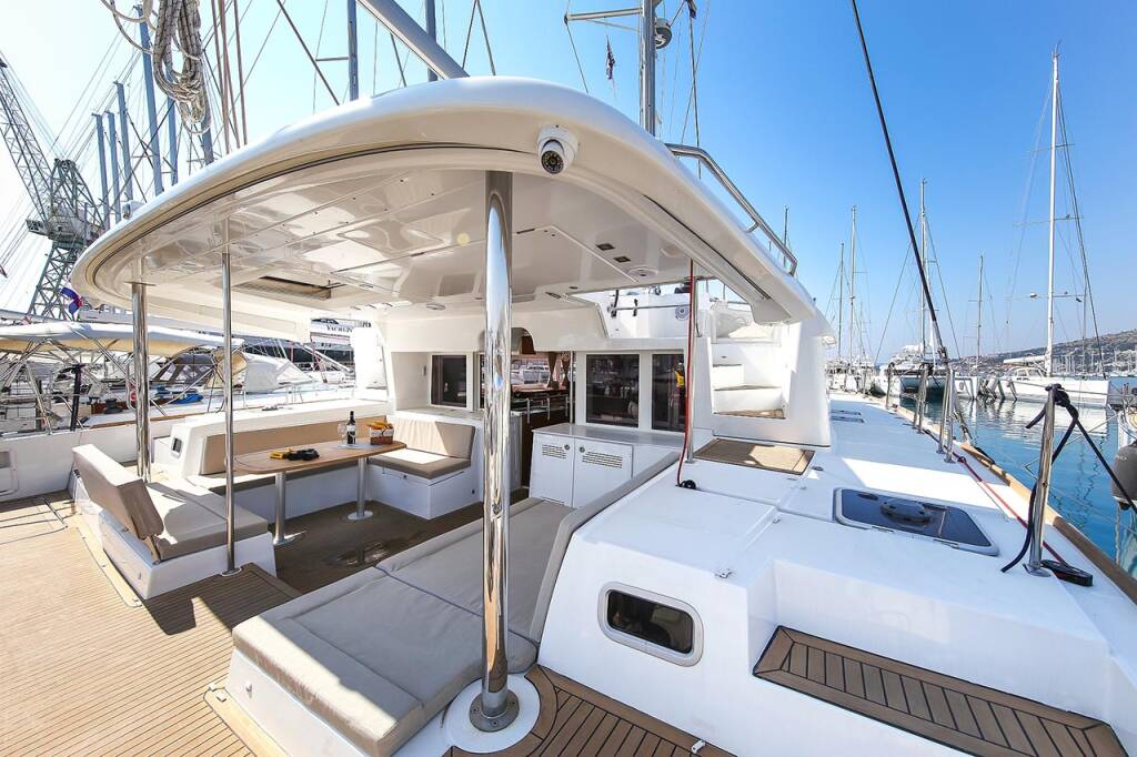 Katamaran Lagoon 450 F Yara
