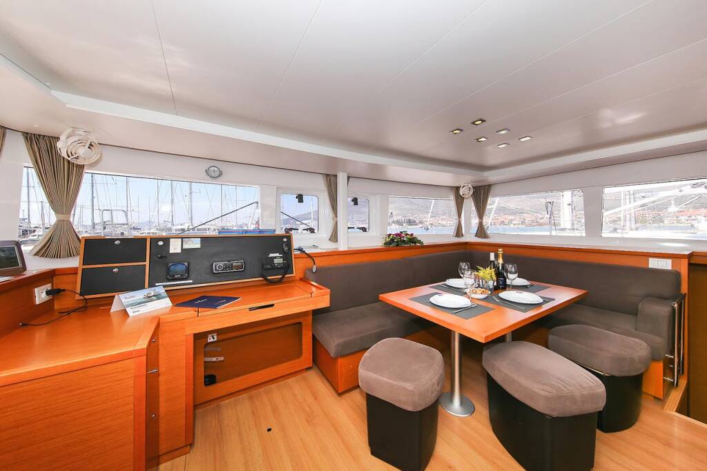 Katamaran Lagoon 450 F Yara