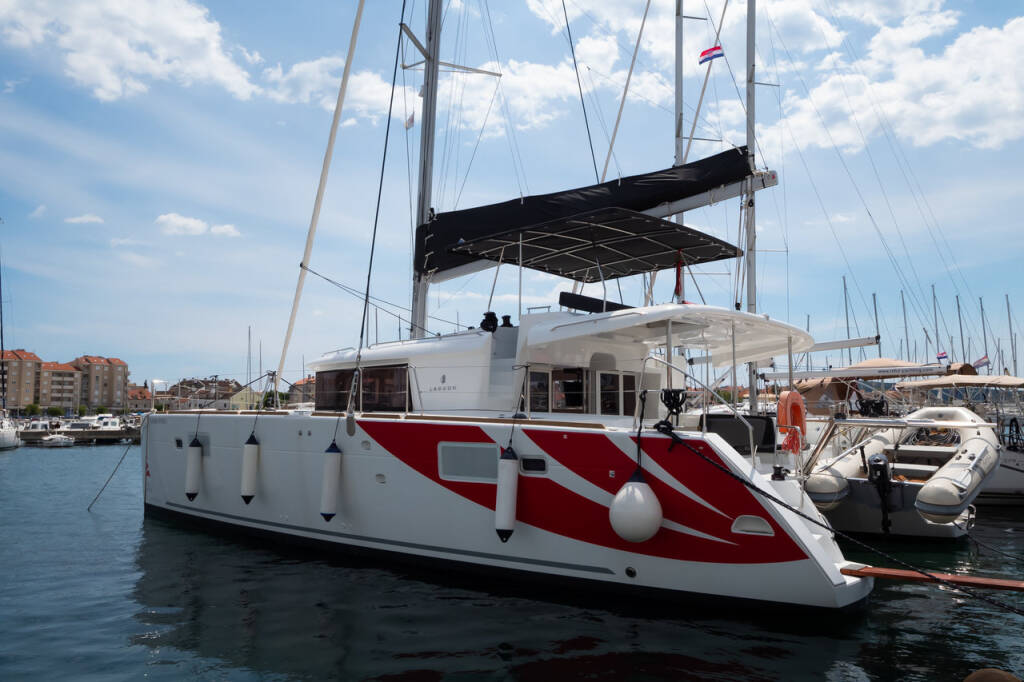 Katamaran Lagoon 450 F Summer Wind 1