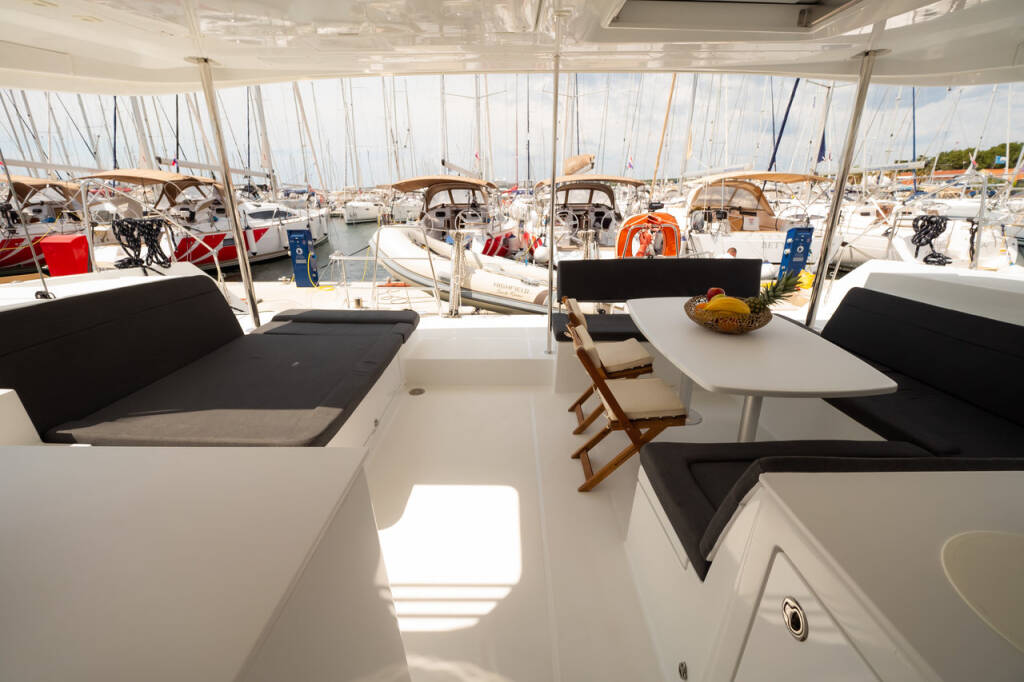 Katamaran Lagoon 450 F Summer Wind 1