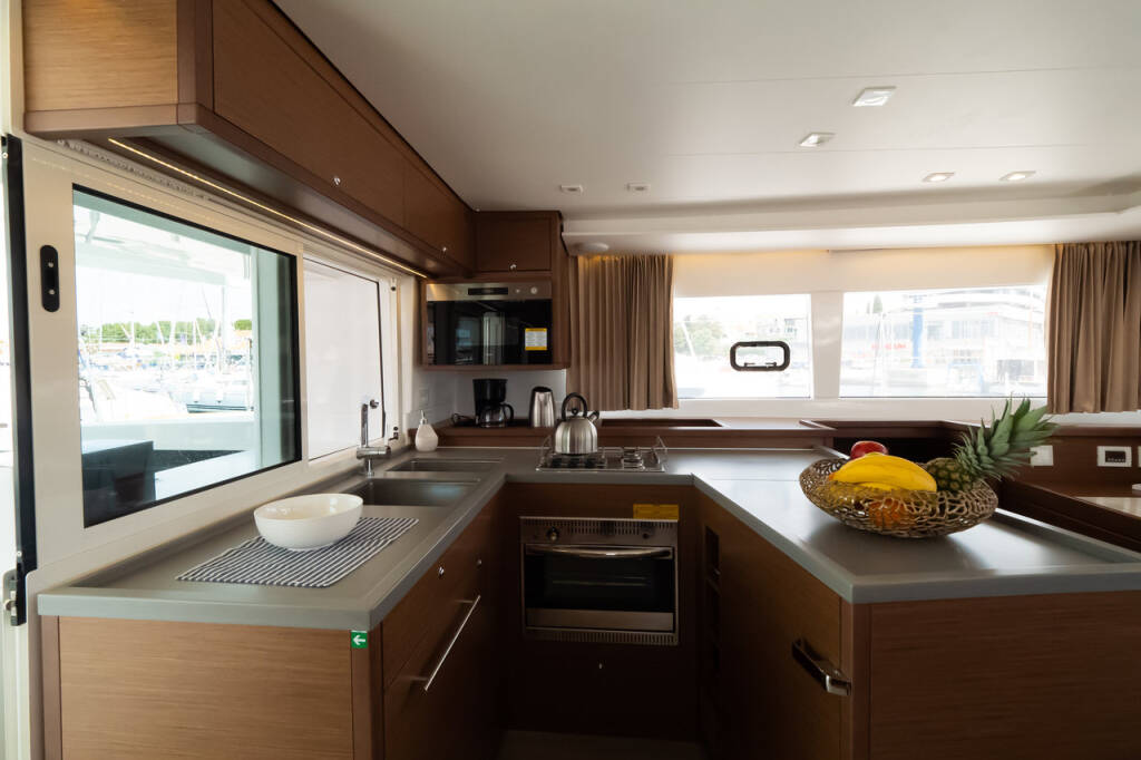 Katamaran Lagoon 450 F Summer Wind 1