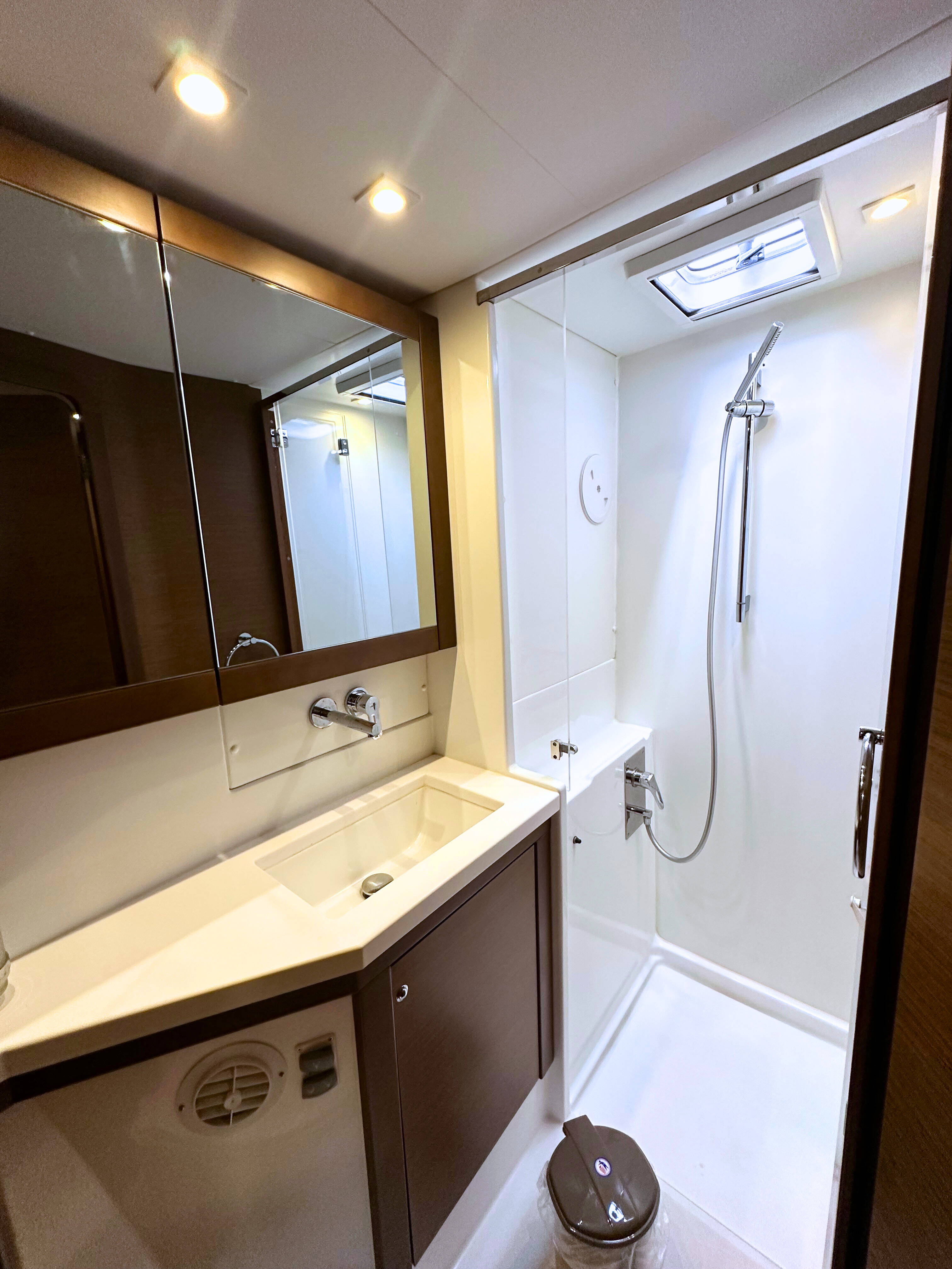 Katamaran Lagoon 450 S 