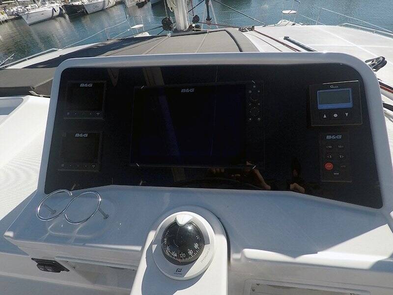 Catamaran Lagoon 450 Zuzo II