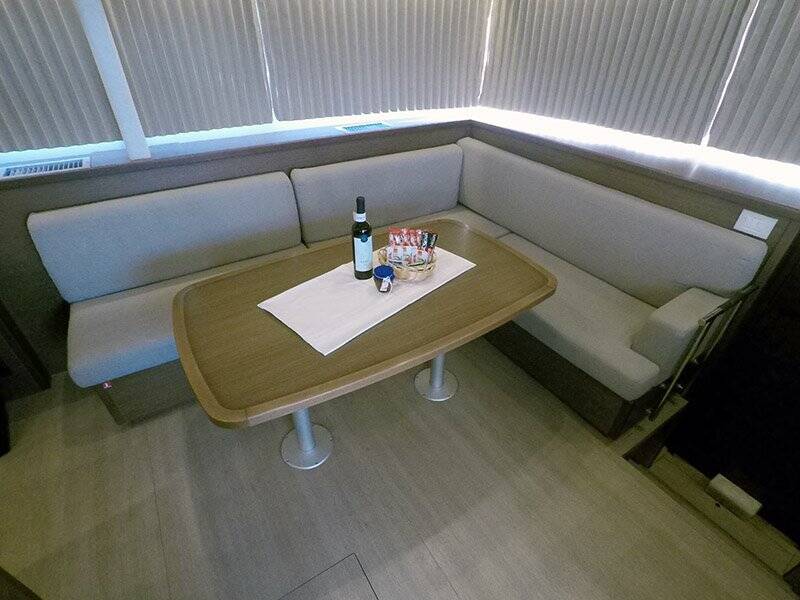 Catamaran Lagoon 450 Zuzo II