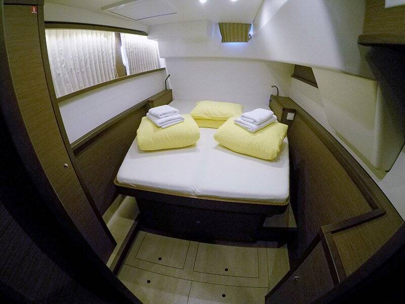 Catamaran Lagoon 450 Zuzo II