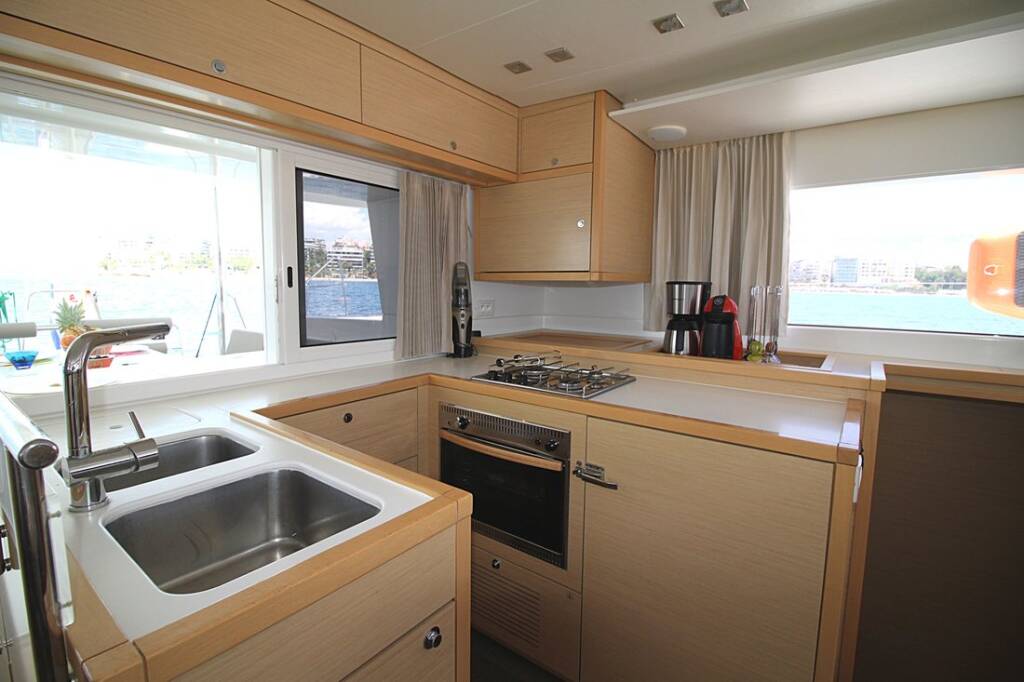 Catamaran Lagoon 450 Baccarat