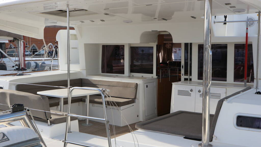 Catamaran Lagoon 450 Philea