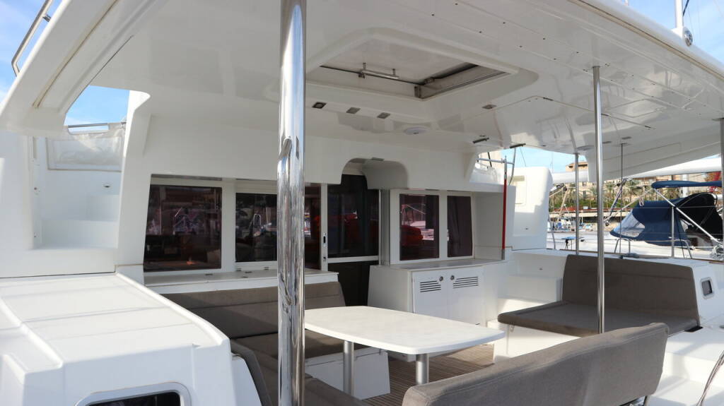 Catamaran Lagoon 450 Philea